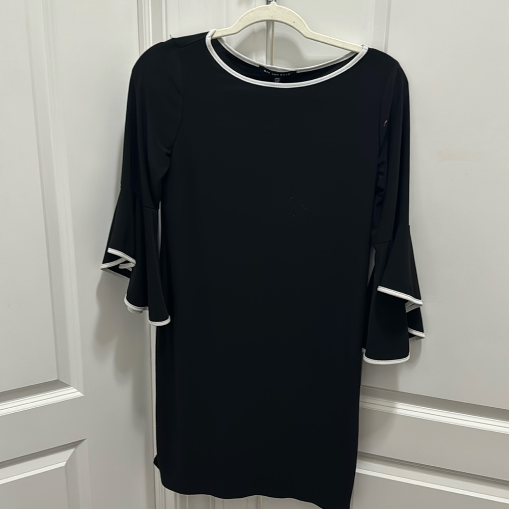 Black short dress